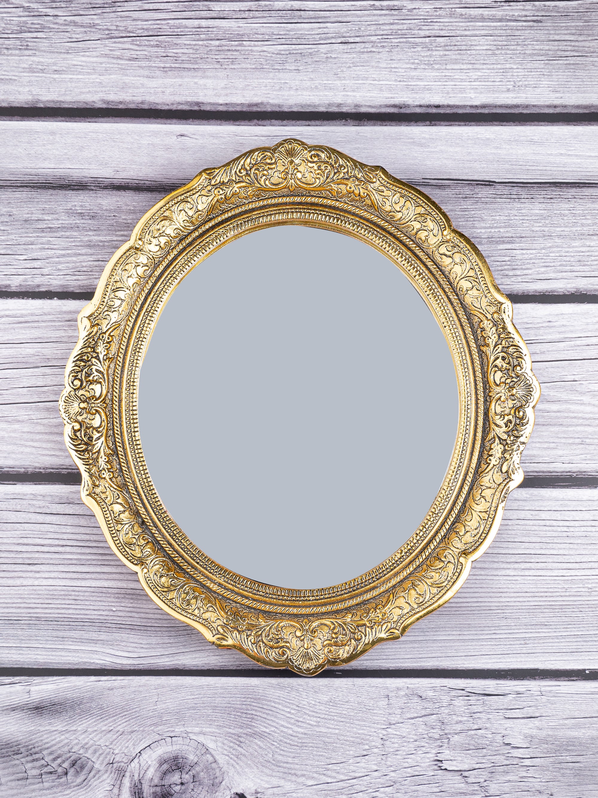 Hand Crafted Antique Gold Oval Wall Mirror - 15 inches