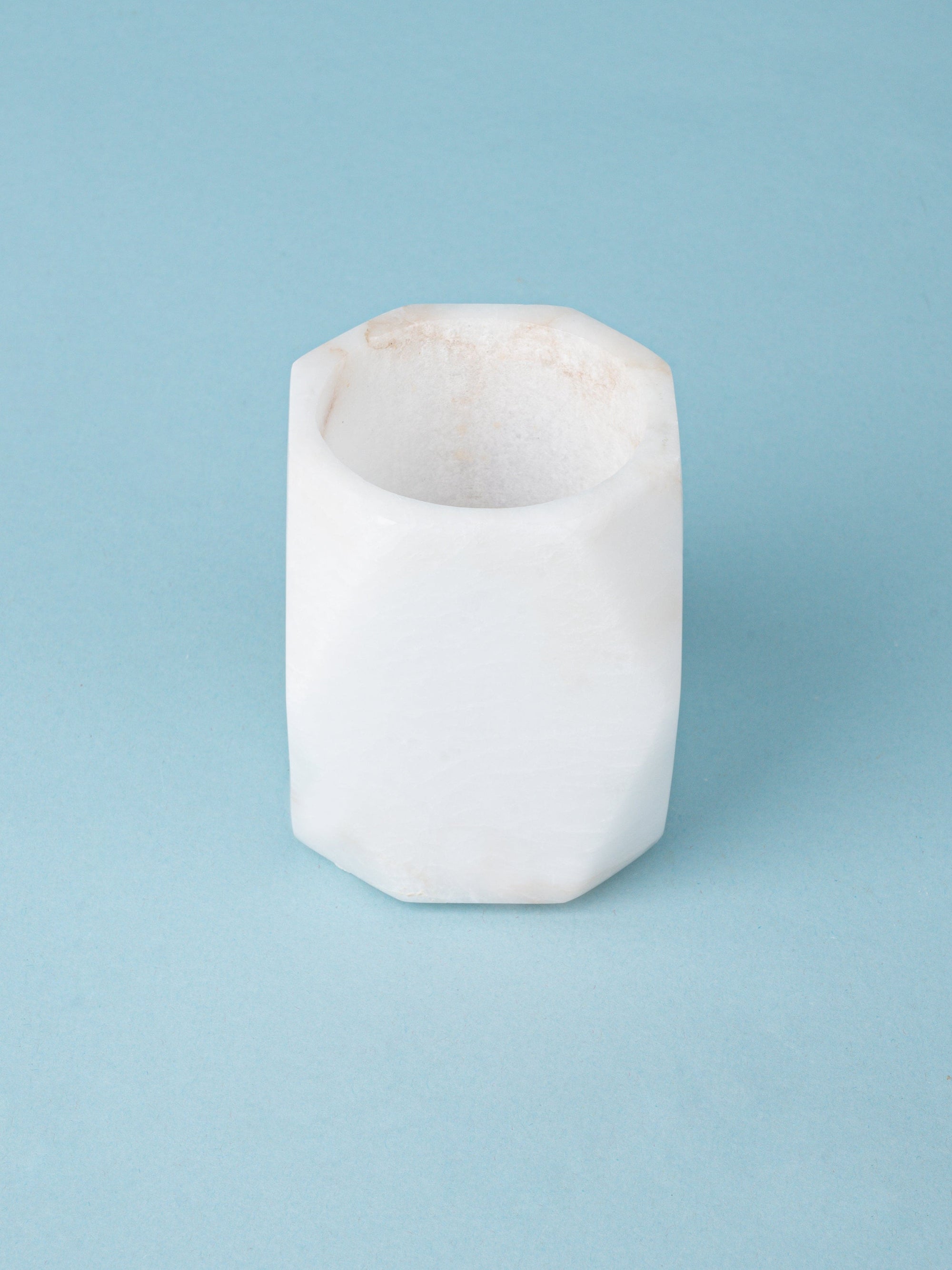 Diamond Cut Design Pen / Pencil Holder with Agate Stone Decoration
