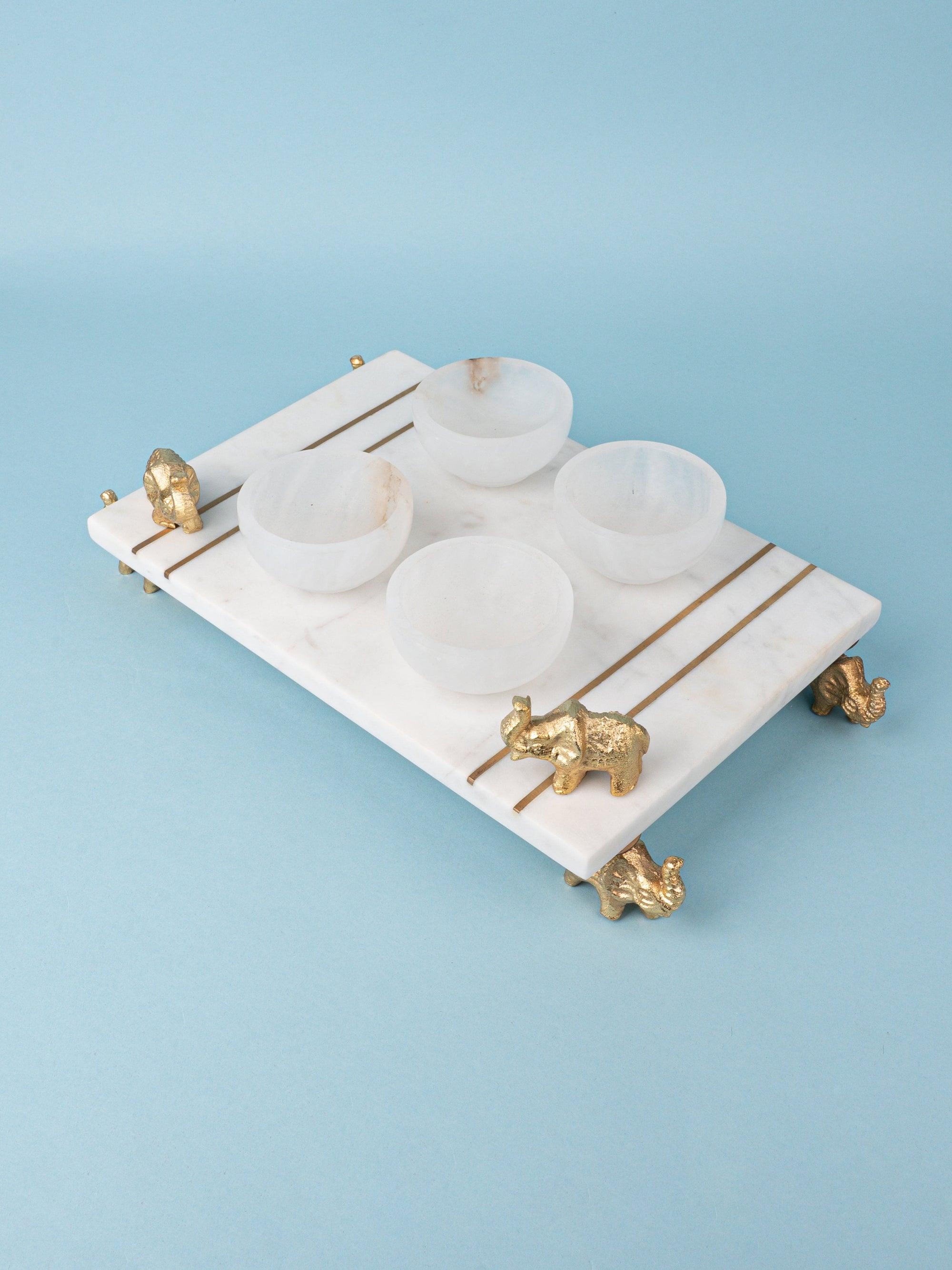 4 pieces Serving Bowl in a Brass Inlaid Stand with Elephant Design Legs