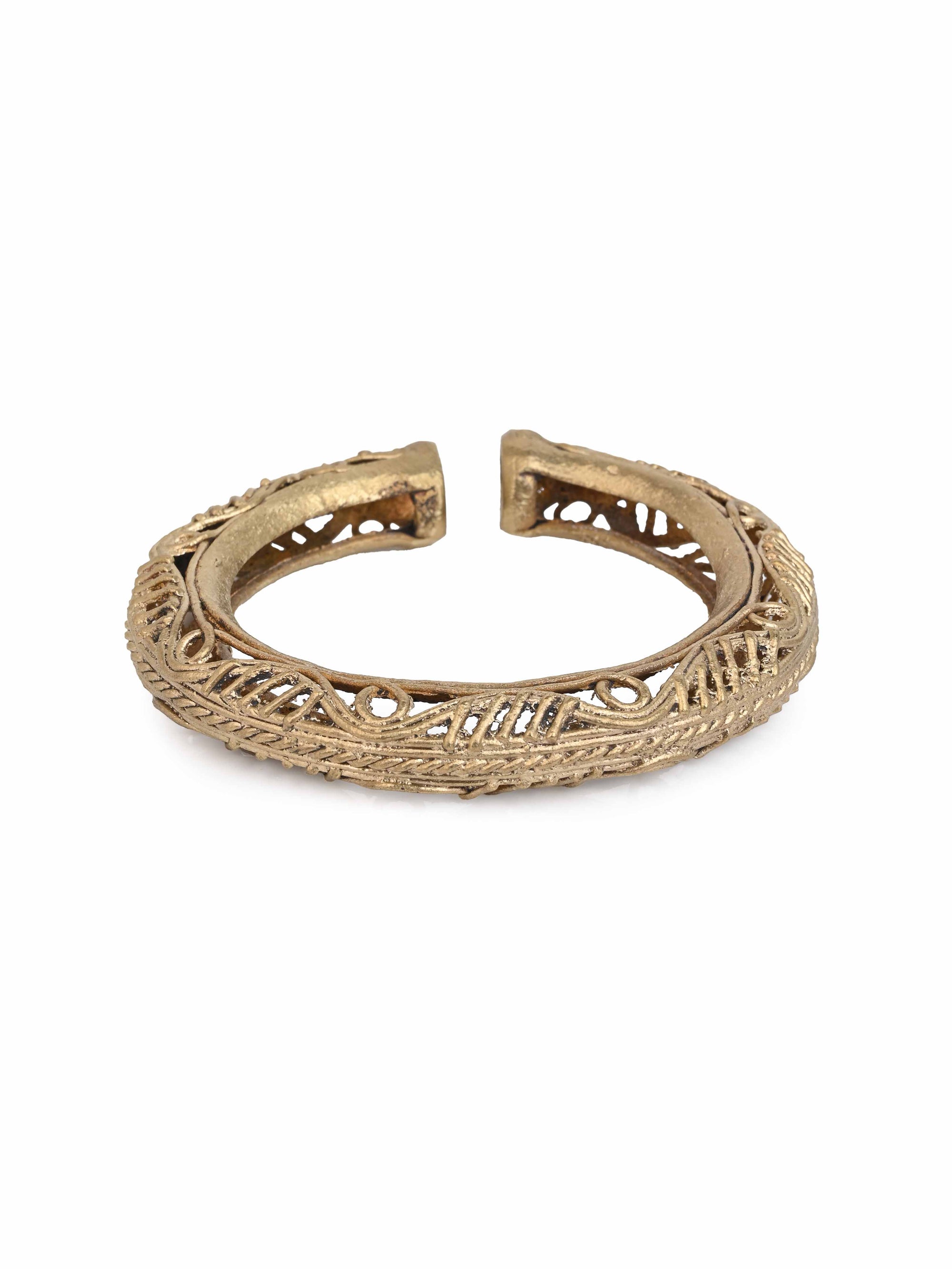 MAURYANA - Dokra craft tribal bangle in floral design - one size
