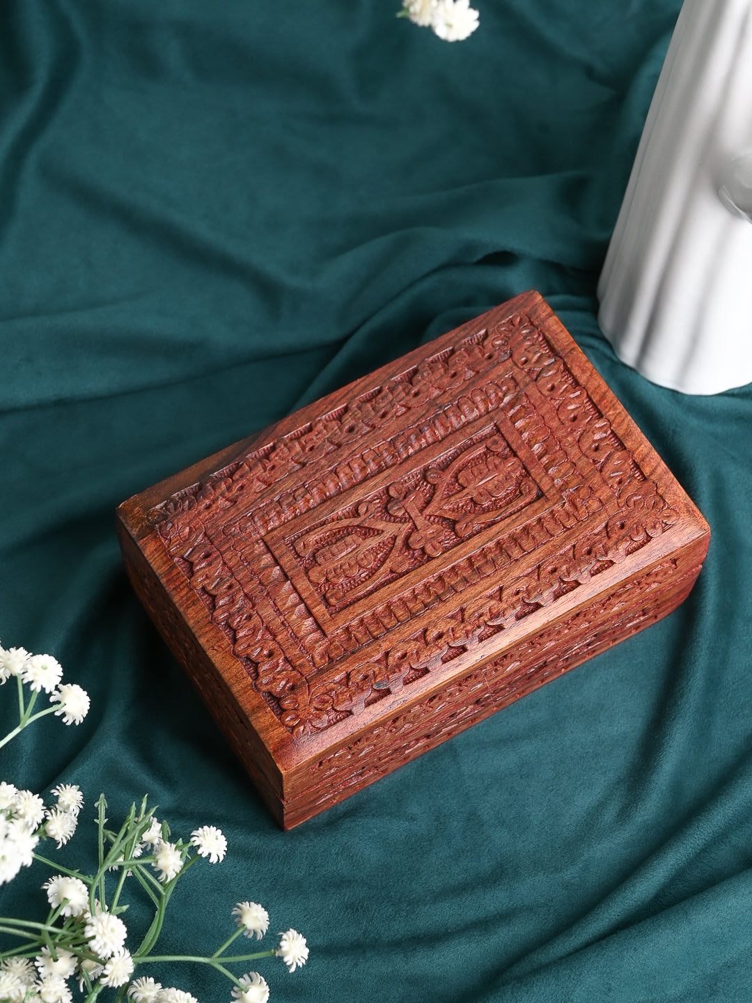 Sheesham wood trinket box with intricate carving - 6x4 inches