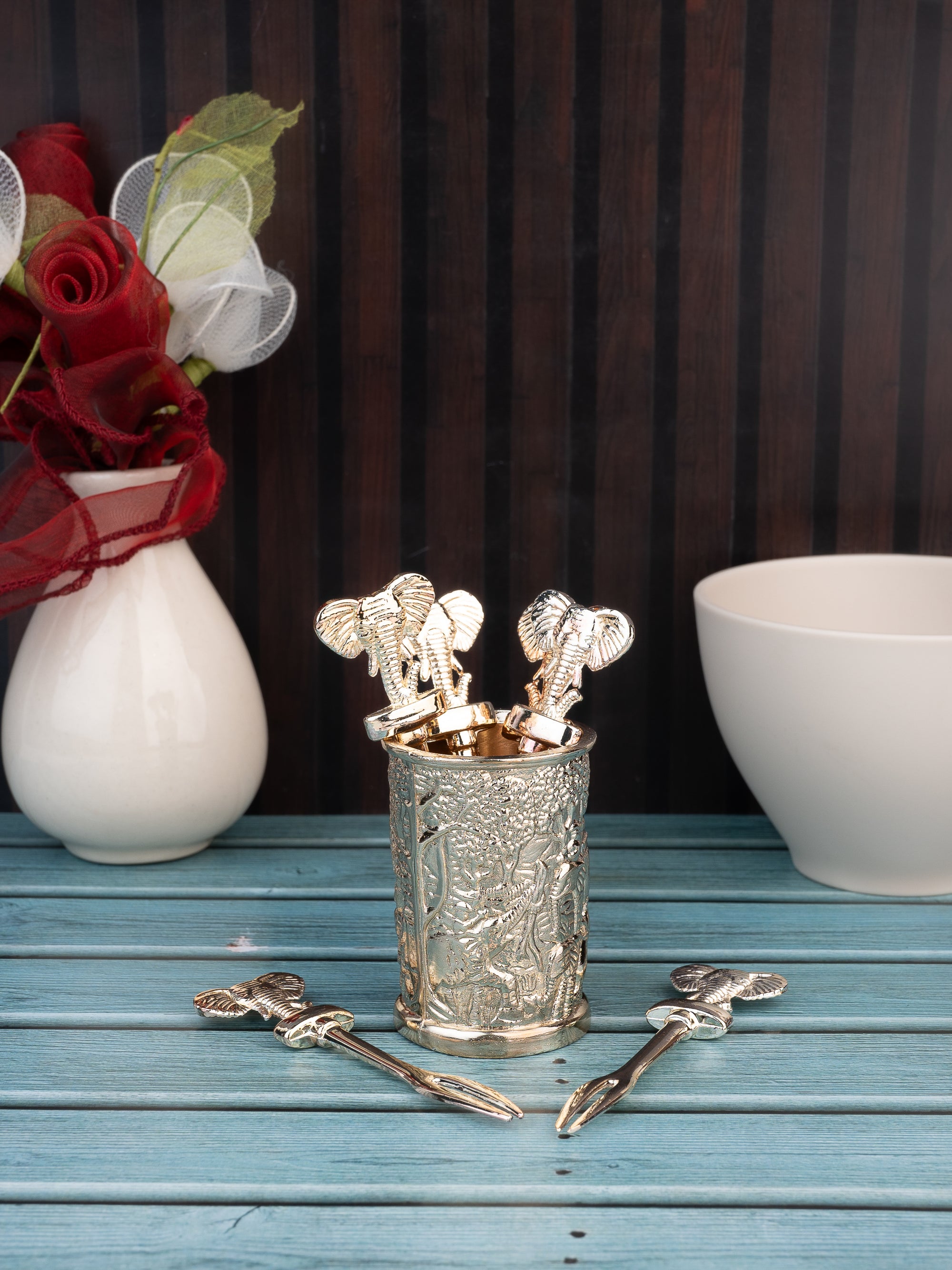 Rose Gold Color Fruit Pick Set of 6 pcs with a Holder