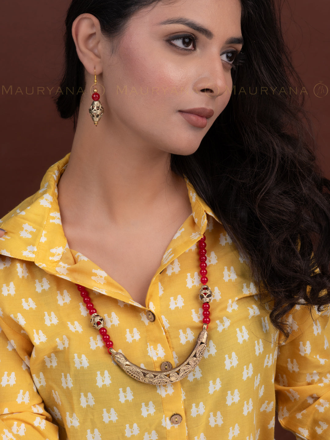 MAURYANA - Dokra craft red beads tribal necklace set with earrings - adjustable length