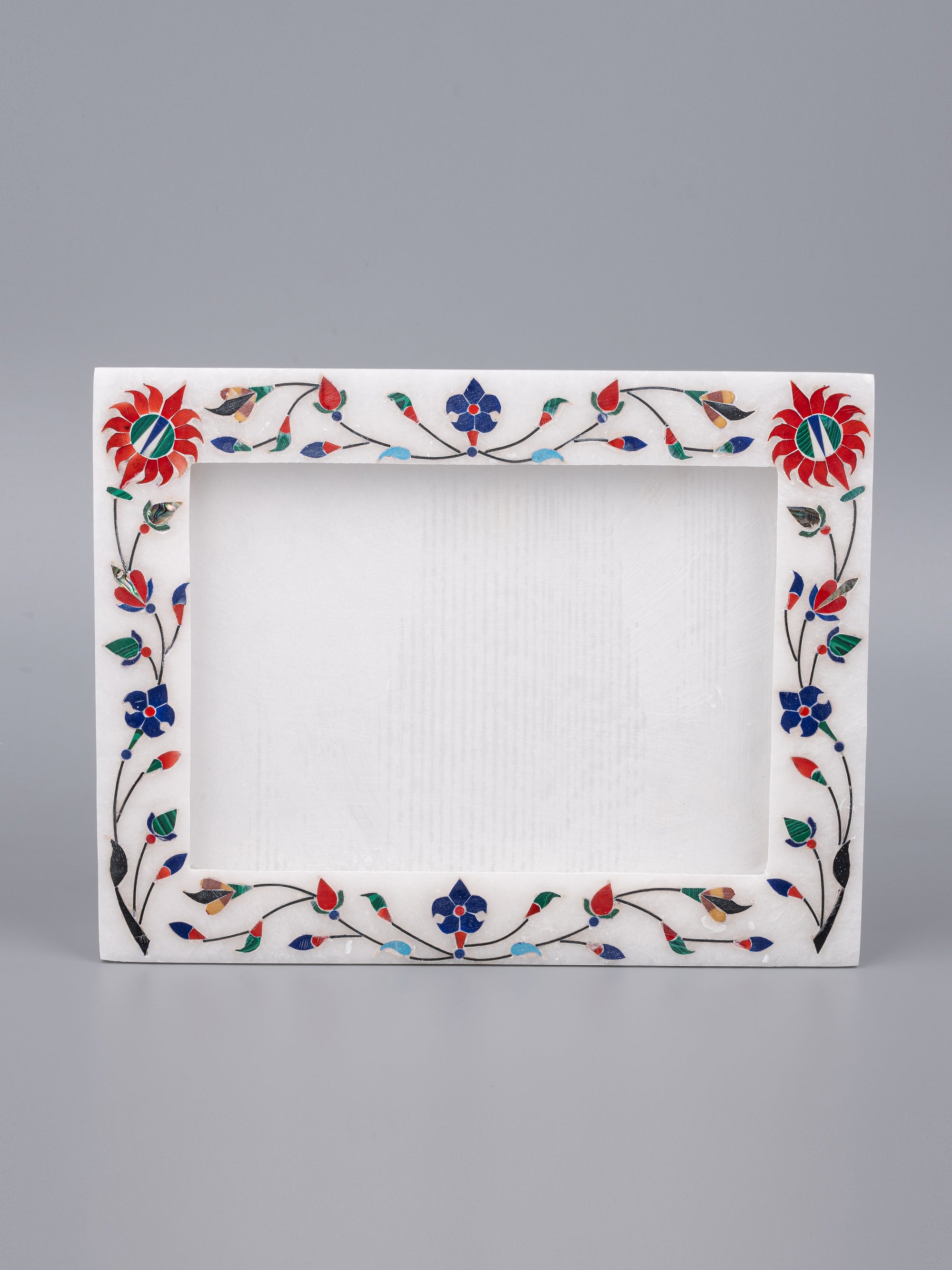 White marble photo / picture frame with colorful inlay work - Landscape view - The Heritage Artifacts