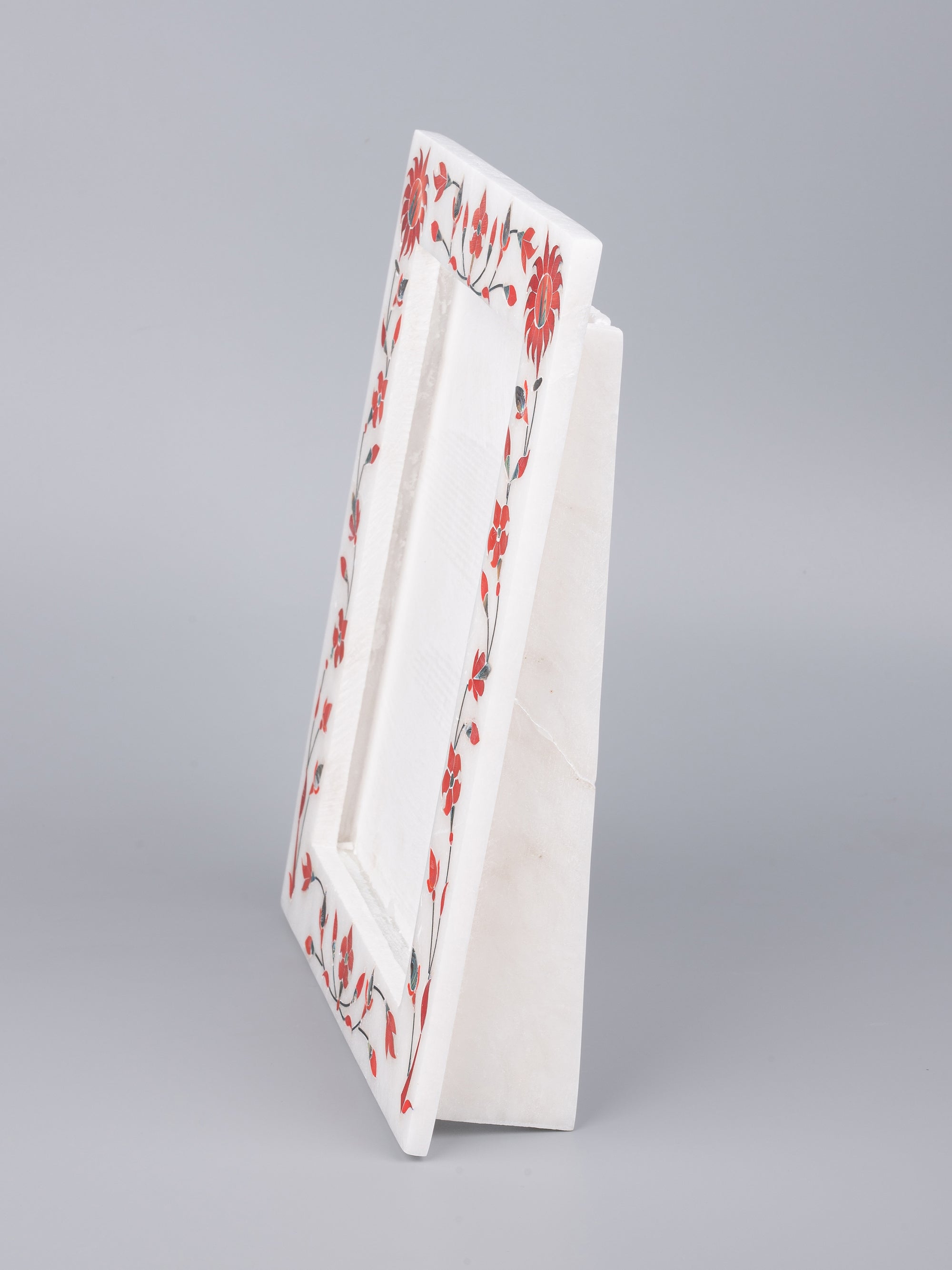 White marble photo / picture frame with inlay work - portrait view - The Heritage Artifacts