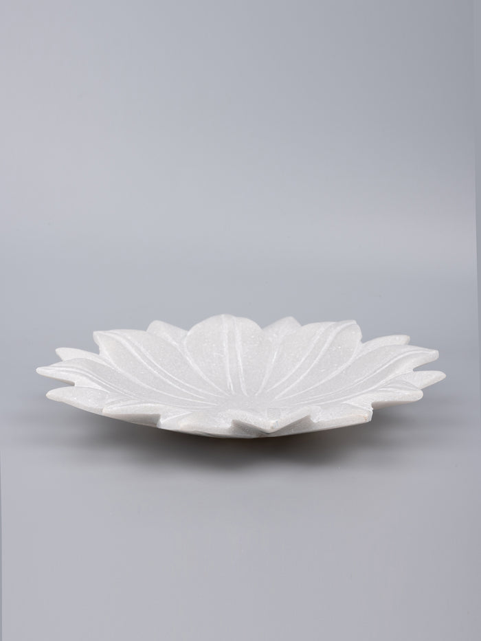 Lotus Urli bowl / plate made of pure white marble - 5 inches - The Heritage Artifacts