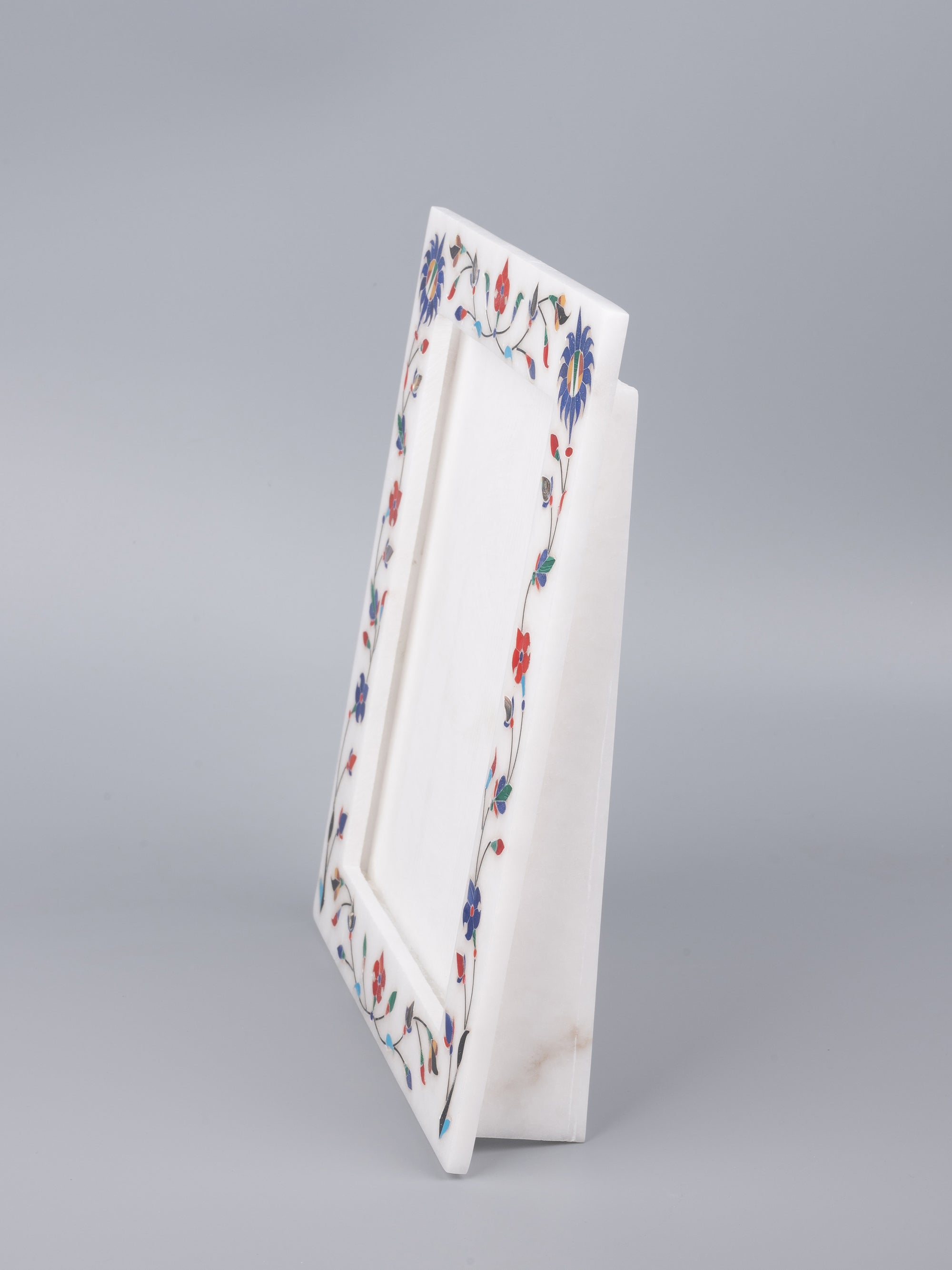 White marble photo / picture frame with inlay work - portrait view - The Heritage Artifacts