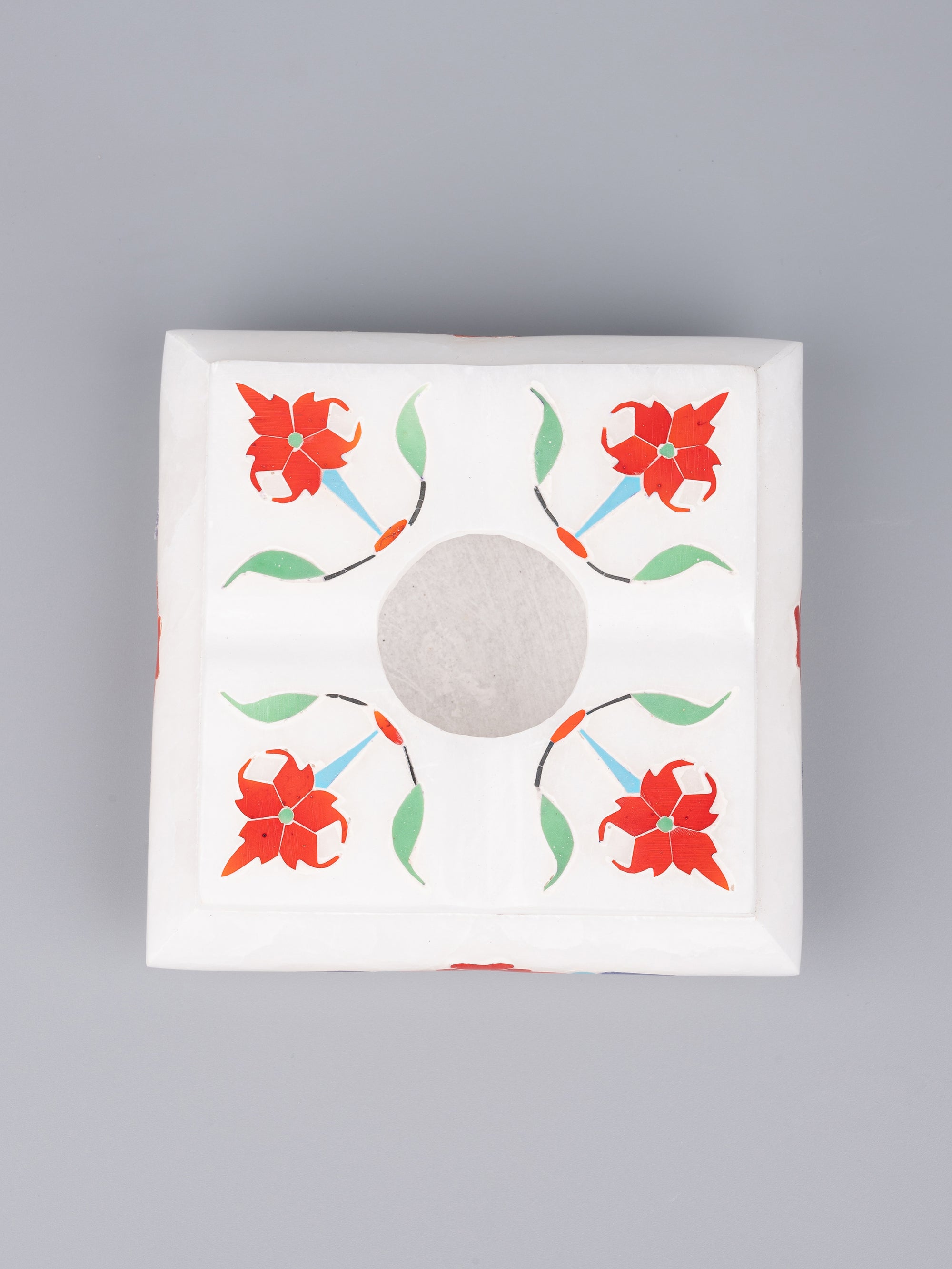 White marble Ashtray with red flower inlay work - The Heritage Artifacts