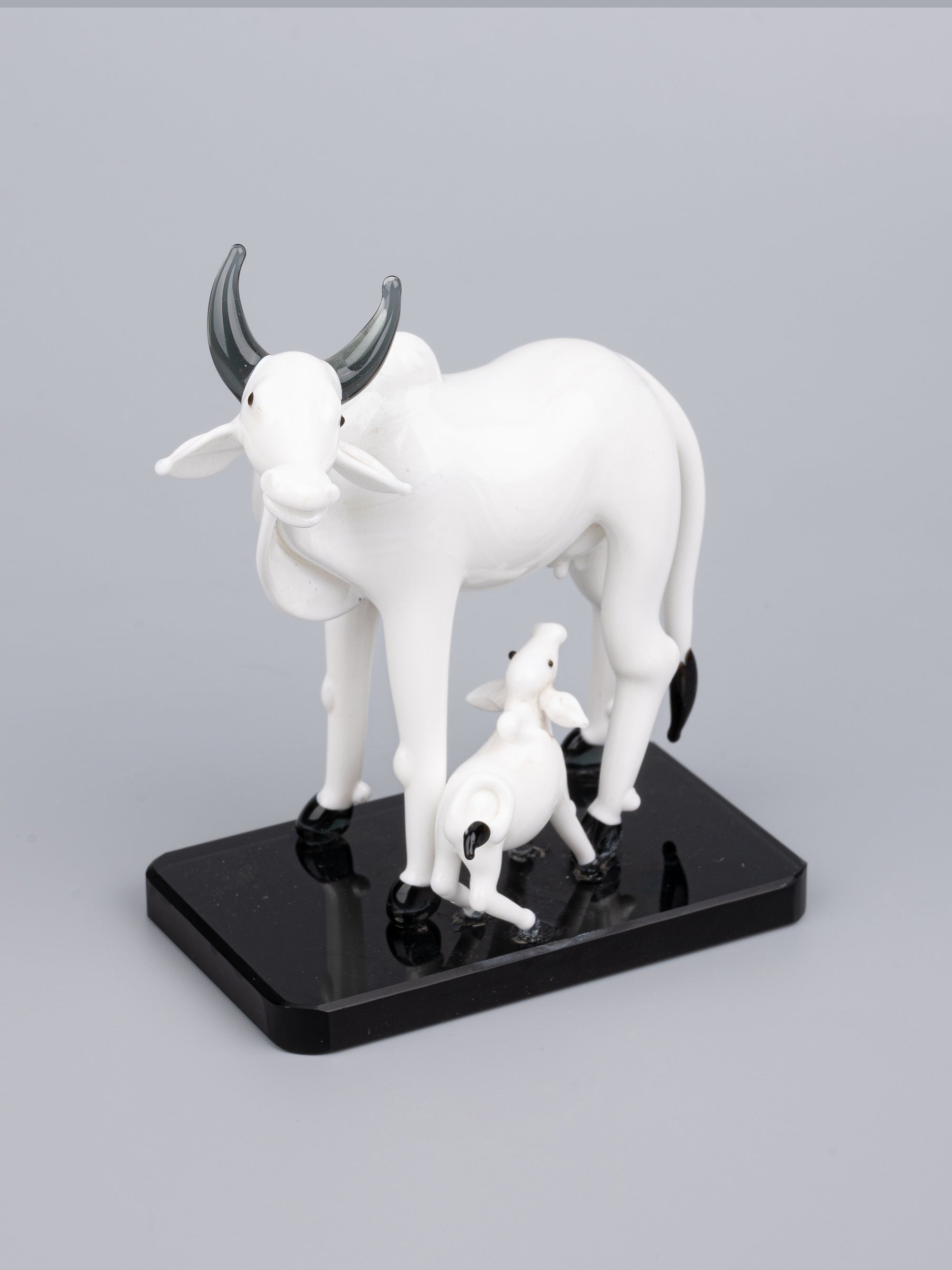 Glass centerpiece, Kamdhenu cow with calf in white color - The Heritage Artifacts