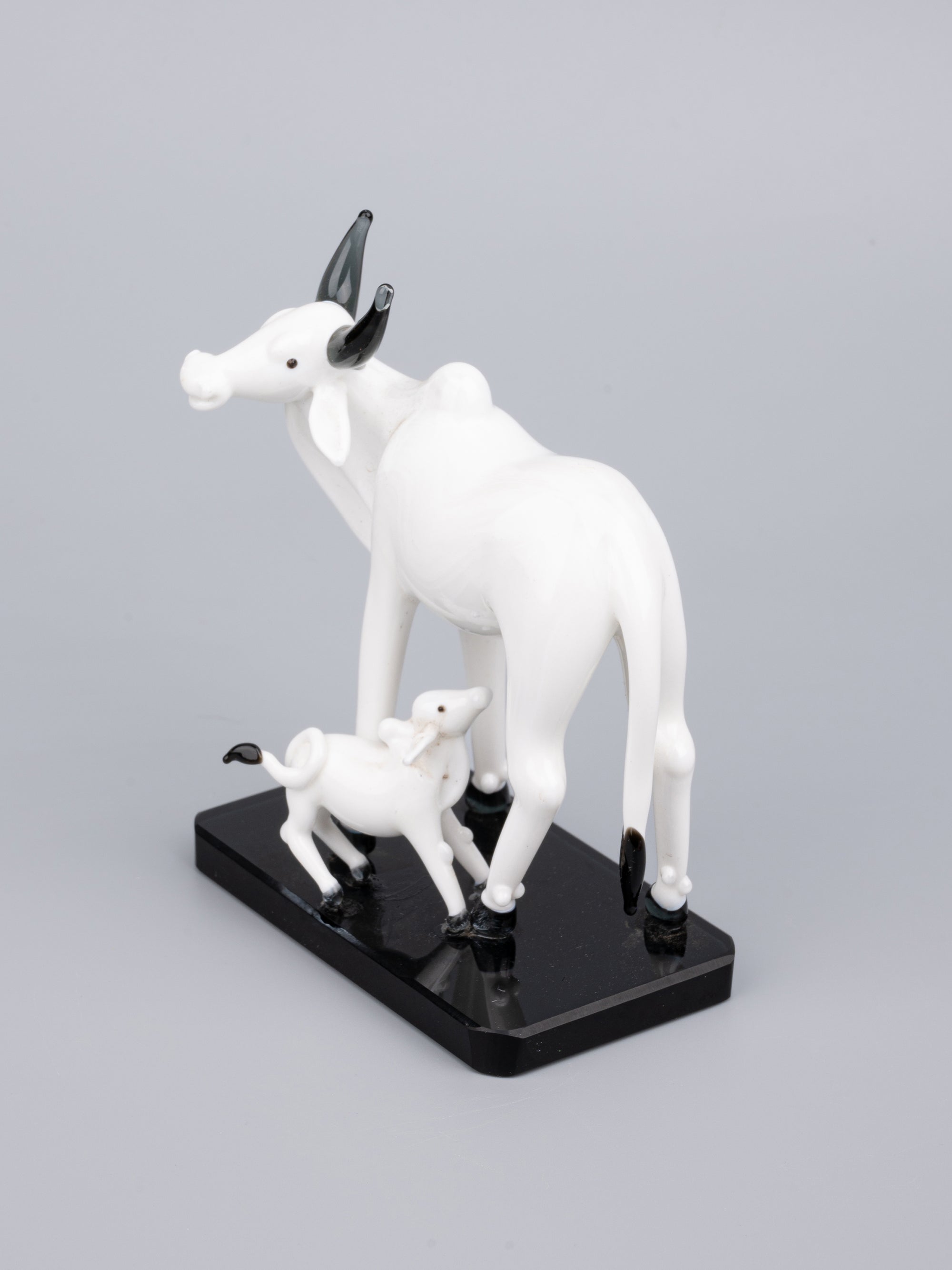Glass centerpiece, Kamdhenu cow with calf in white color - The Heritage Artifacts