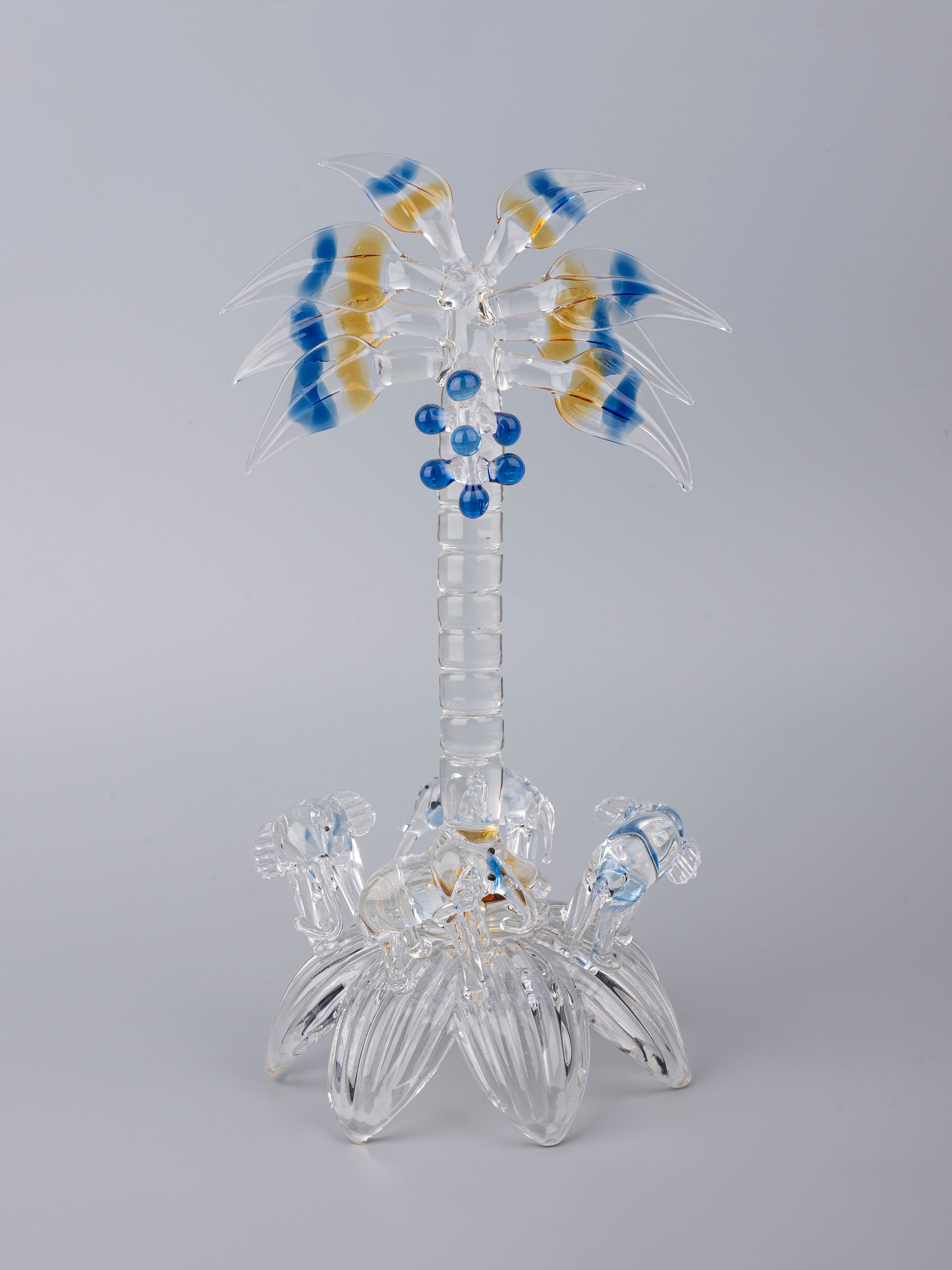 4 Elephants Under a Palm Tree, Decorative Glass Showpiece - The Heritage Artifacts