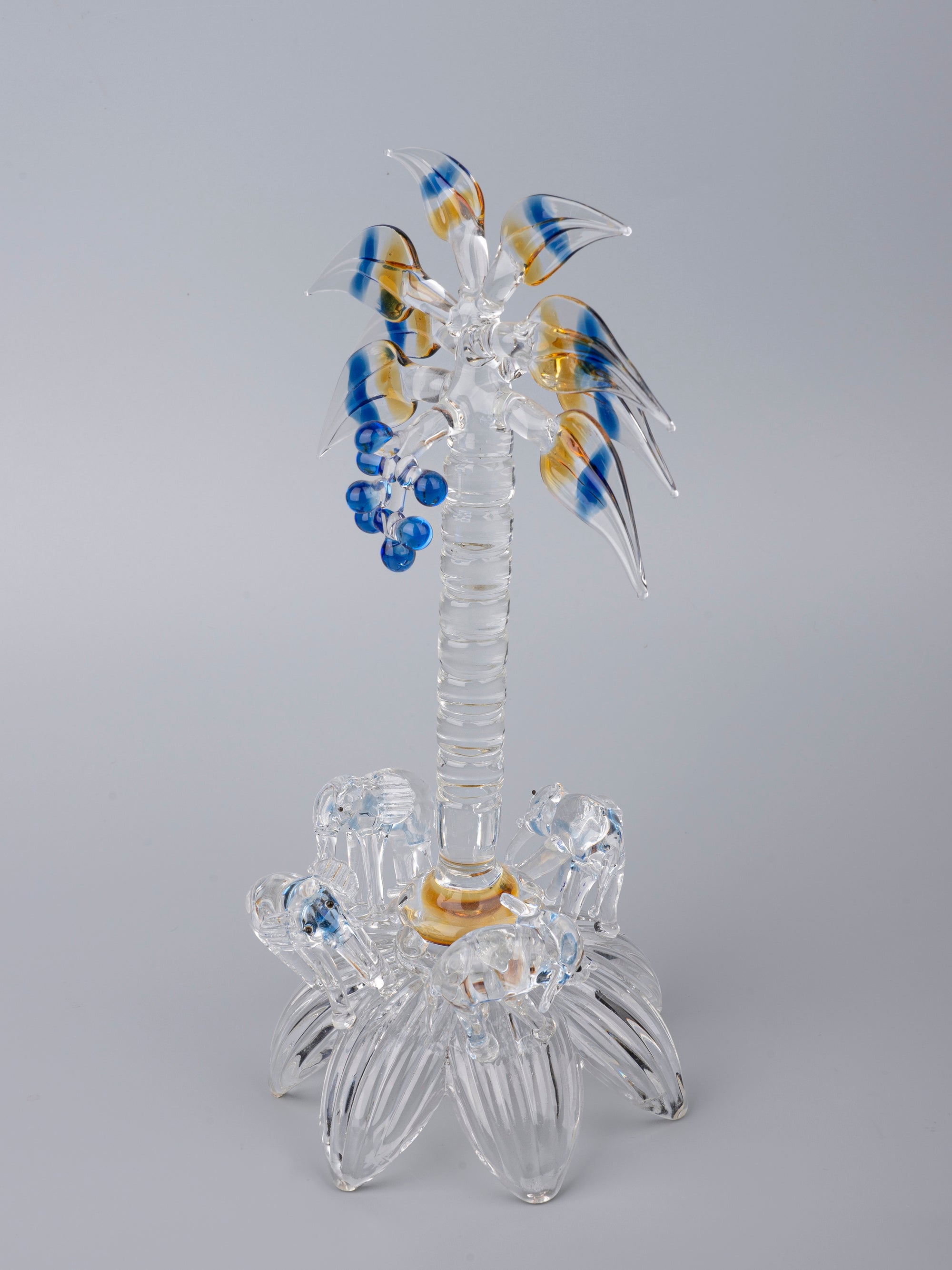 4 Elephants Under a Palm Tree, Decorative Glass Showpiece - The Heritage Artifacts