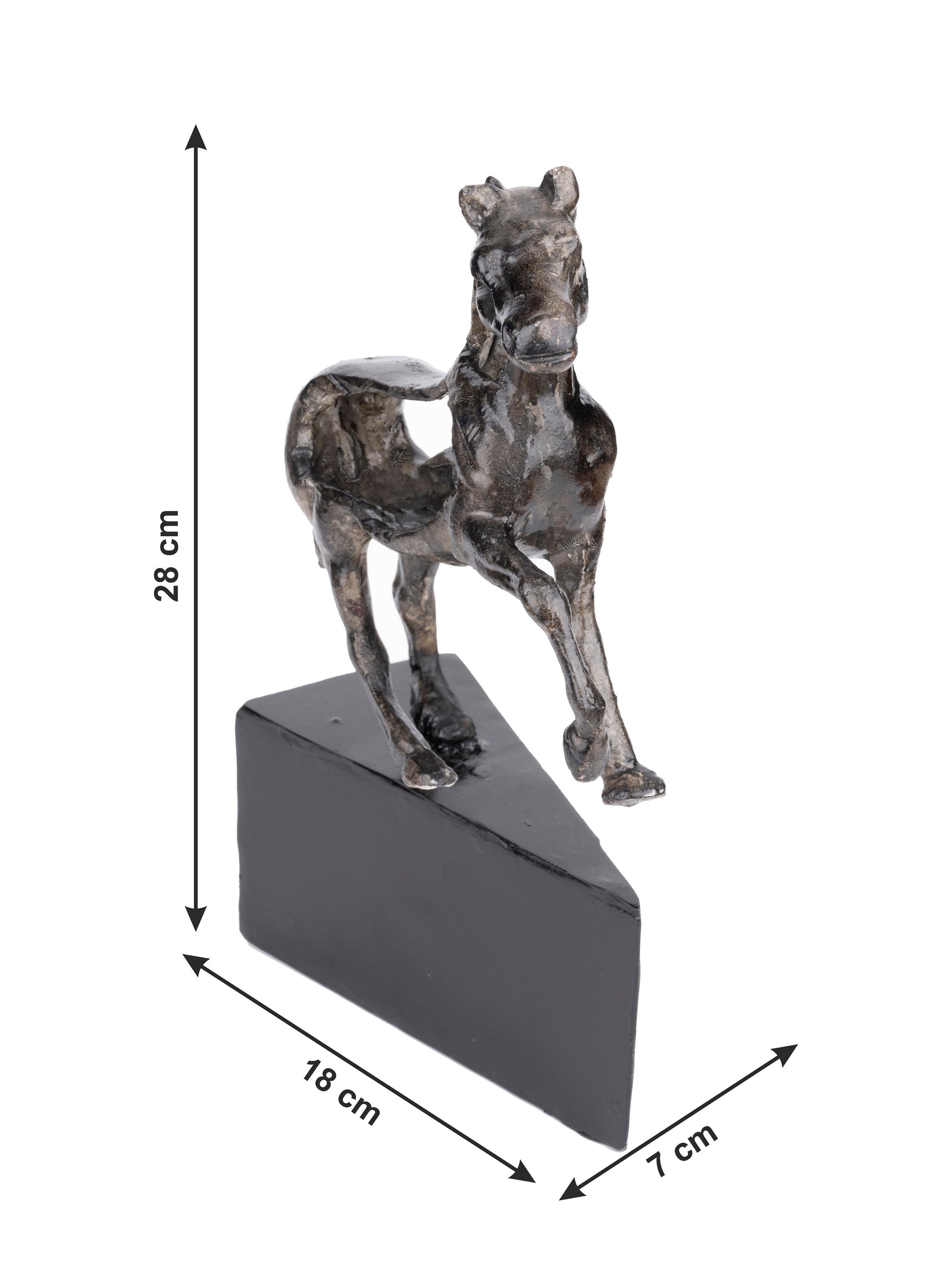 Sculpture name - THE ILLUSION OF CROSS - The Heritage Artifacts