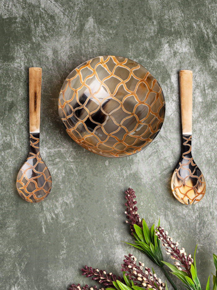 Natural Buffalo Horn Checkered Serving Bowl With Spoon and Fork Set - 6 inches dia - The Heritage Artifacts