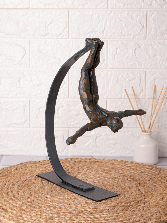 Sculpture name - ESSENCE OF FREEDOM - The Heritage Artifacts