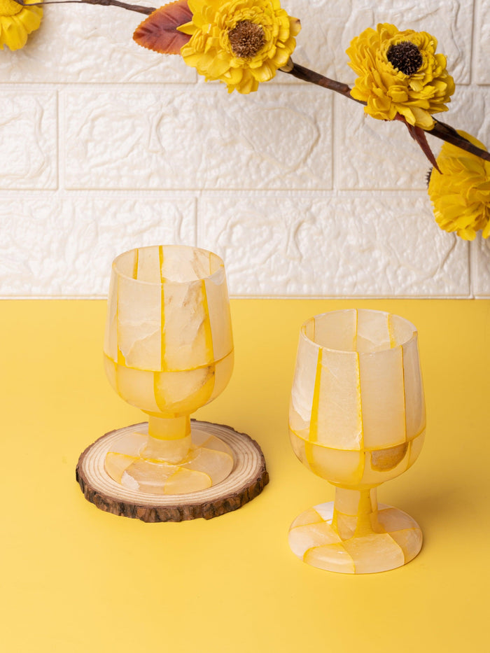 Bright yellow marble wine glass - set of 2 pcs in a gift box - The Heritage Artifacts