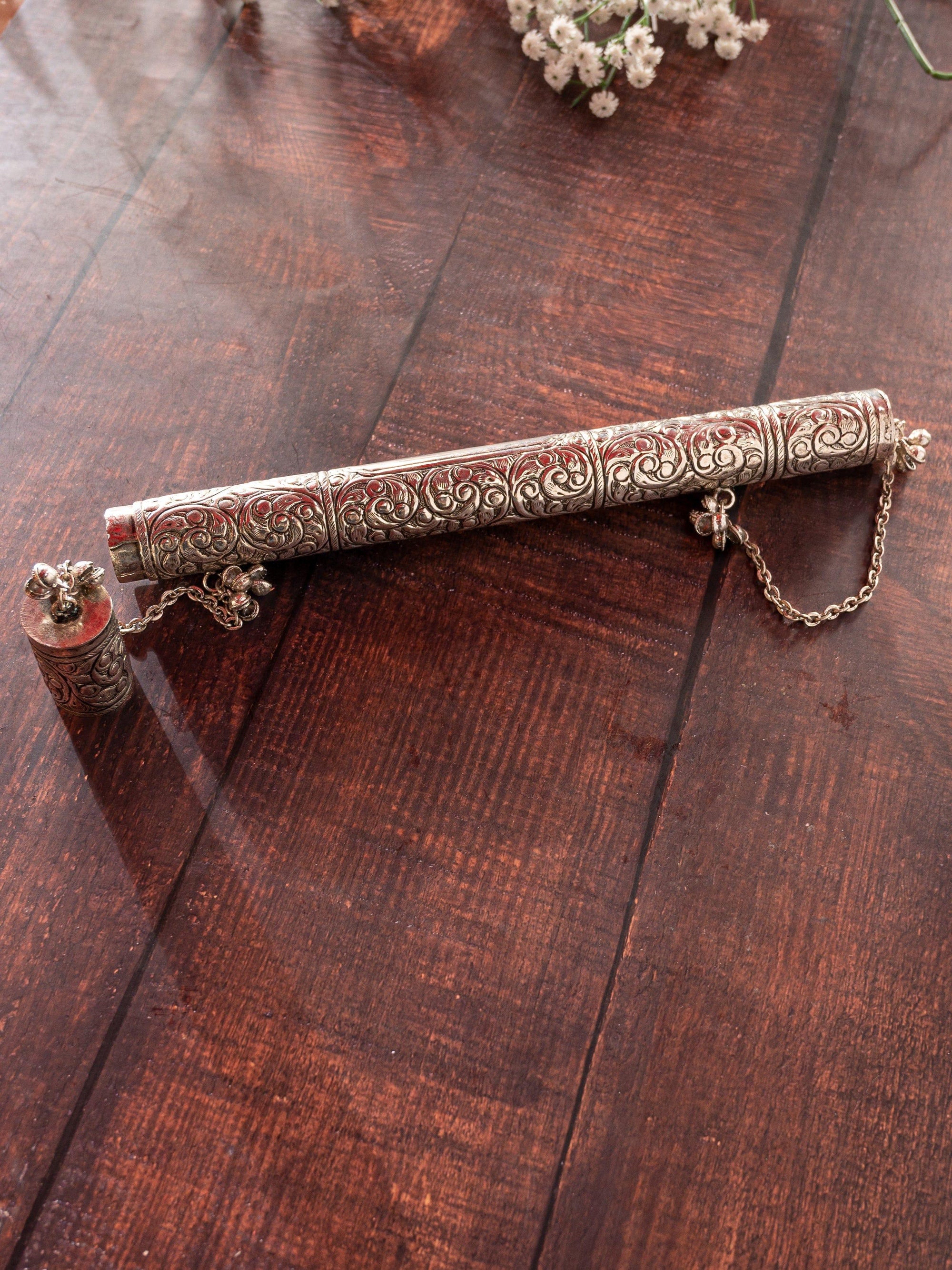 Aluminium Crafted Beautiful Paper Scroll Message Holder, Farman Holder, Document Holder Collectible - The Heritage Artifacts