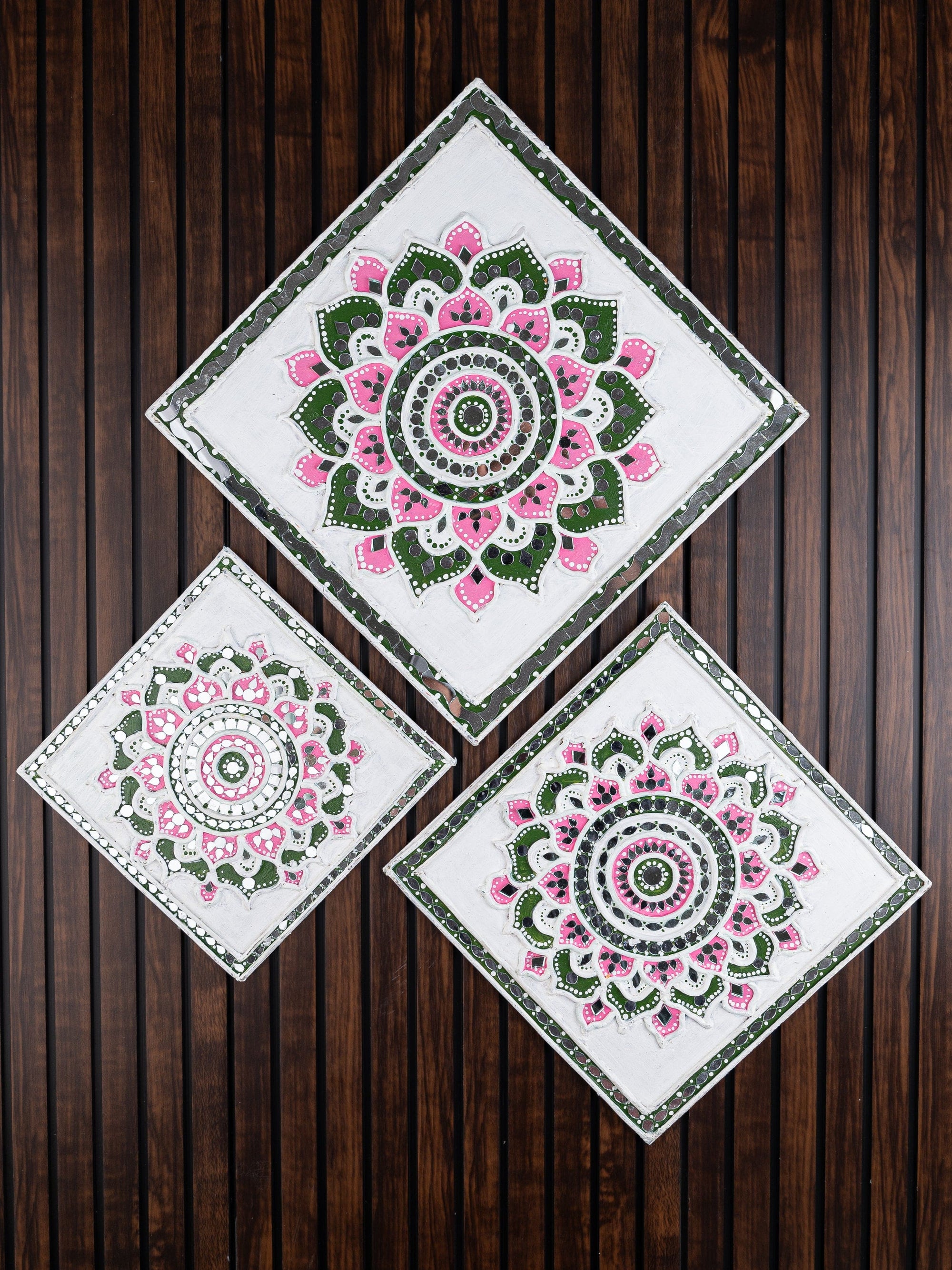 Exclusively Hand Crafted Square Shaped Lippan art Wall decor - Set of 3