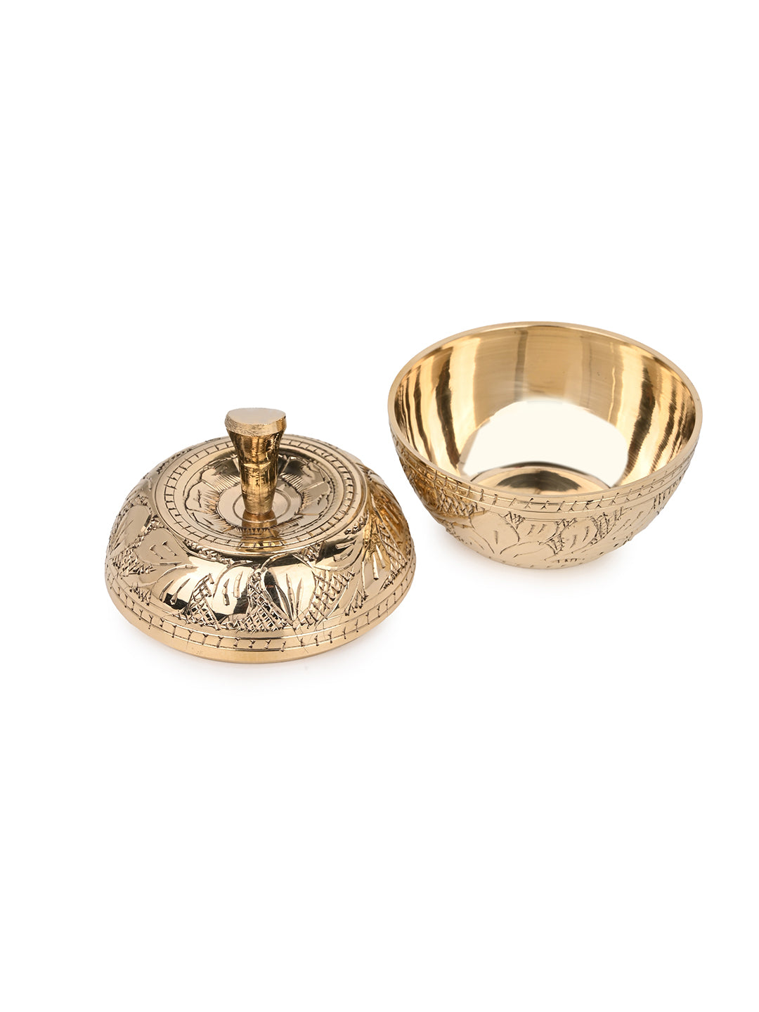 Brass crafted 8 pieces Puja thali set for everyday puja and rituals - 10 inches