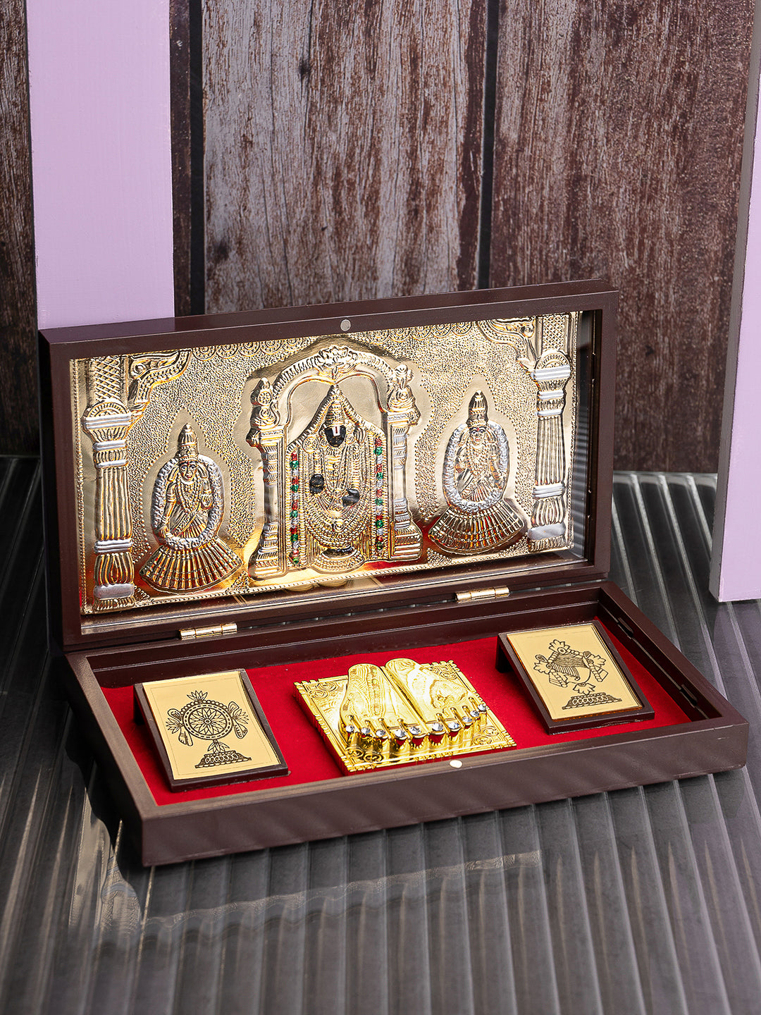Lord Balaji Venkateswara Charan Paduka Box for Puja Rituals and Giftin
