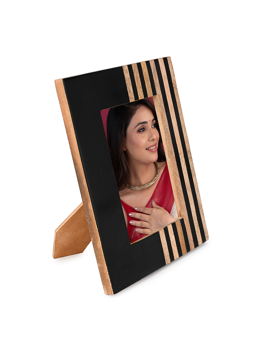 Horn and wood crafted vertical black stripes photo frame - 6x8 inches