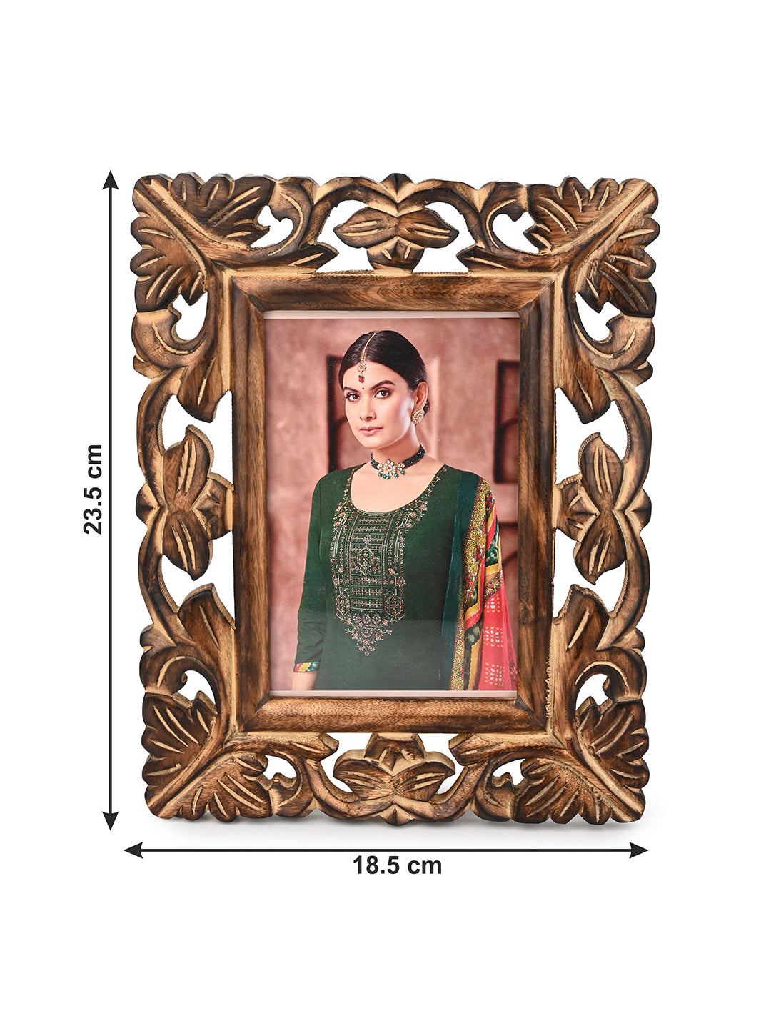 Intricately carved mango wood photo frame - 7x9 inches