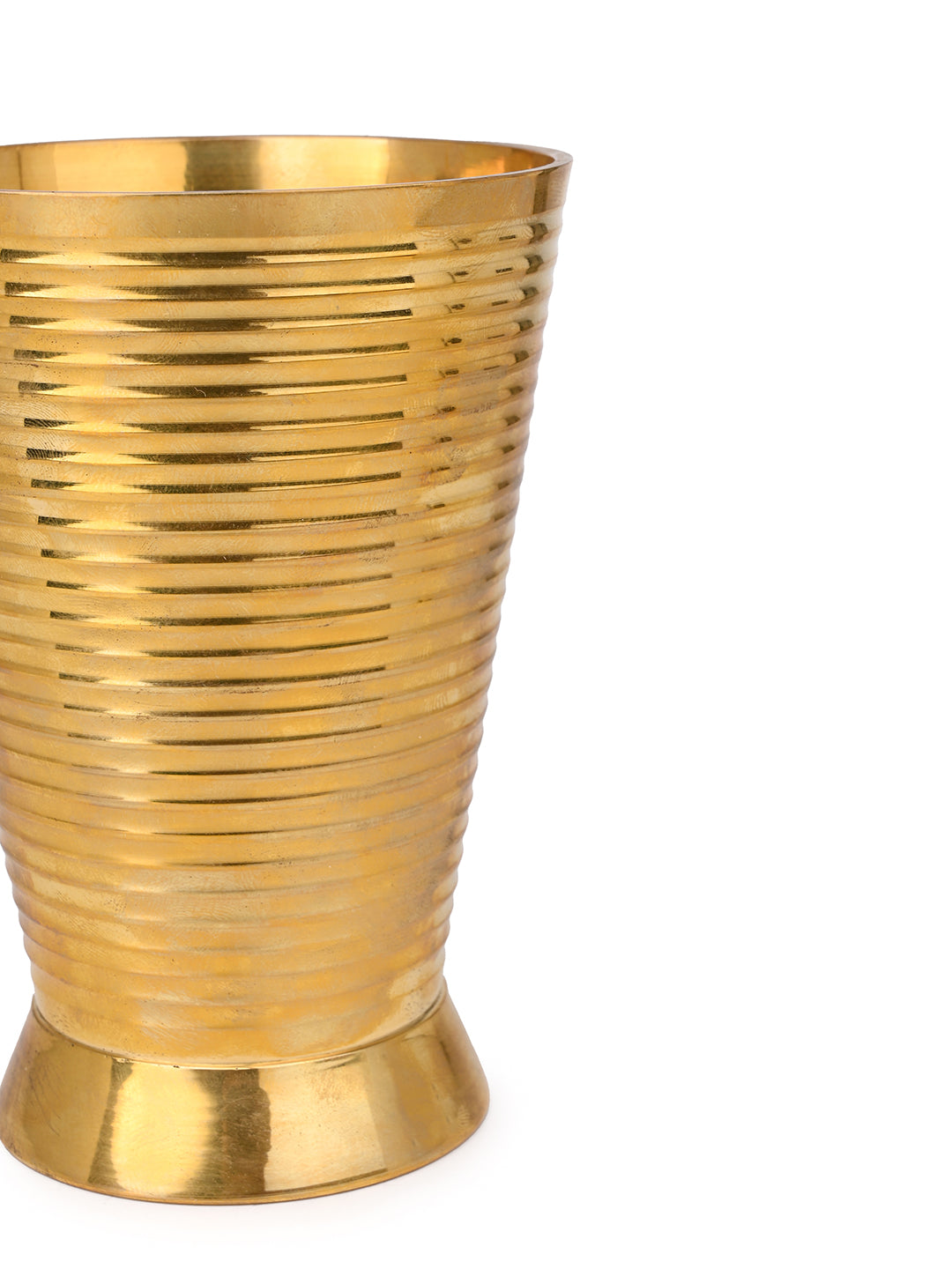 Brass crafted stylish tumbler with grooves for easy handling - 5 inches