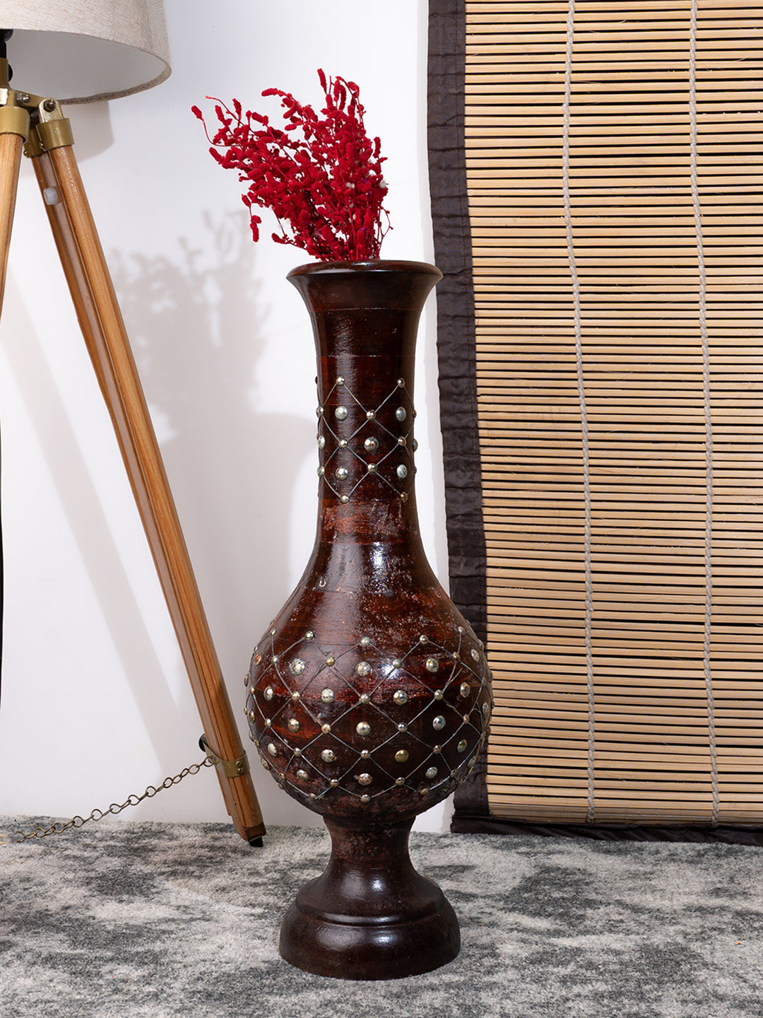 Sheesham wood crafted tall surahi shaped flower vase - 24 inches