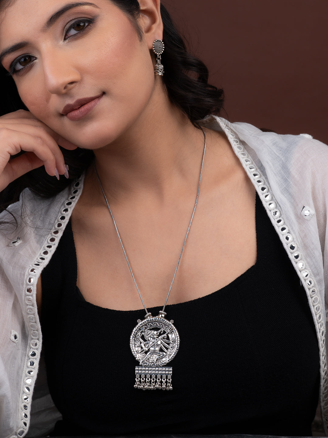 MAURYANA - Oxidised silver ashtabhuja ganesh pendant necklace set with earrings - one size