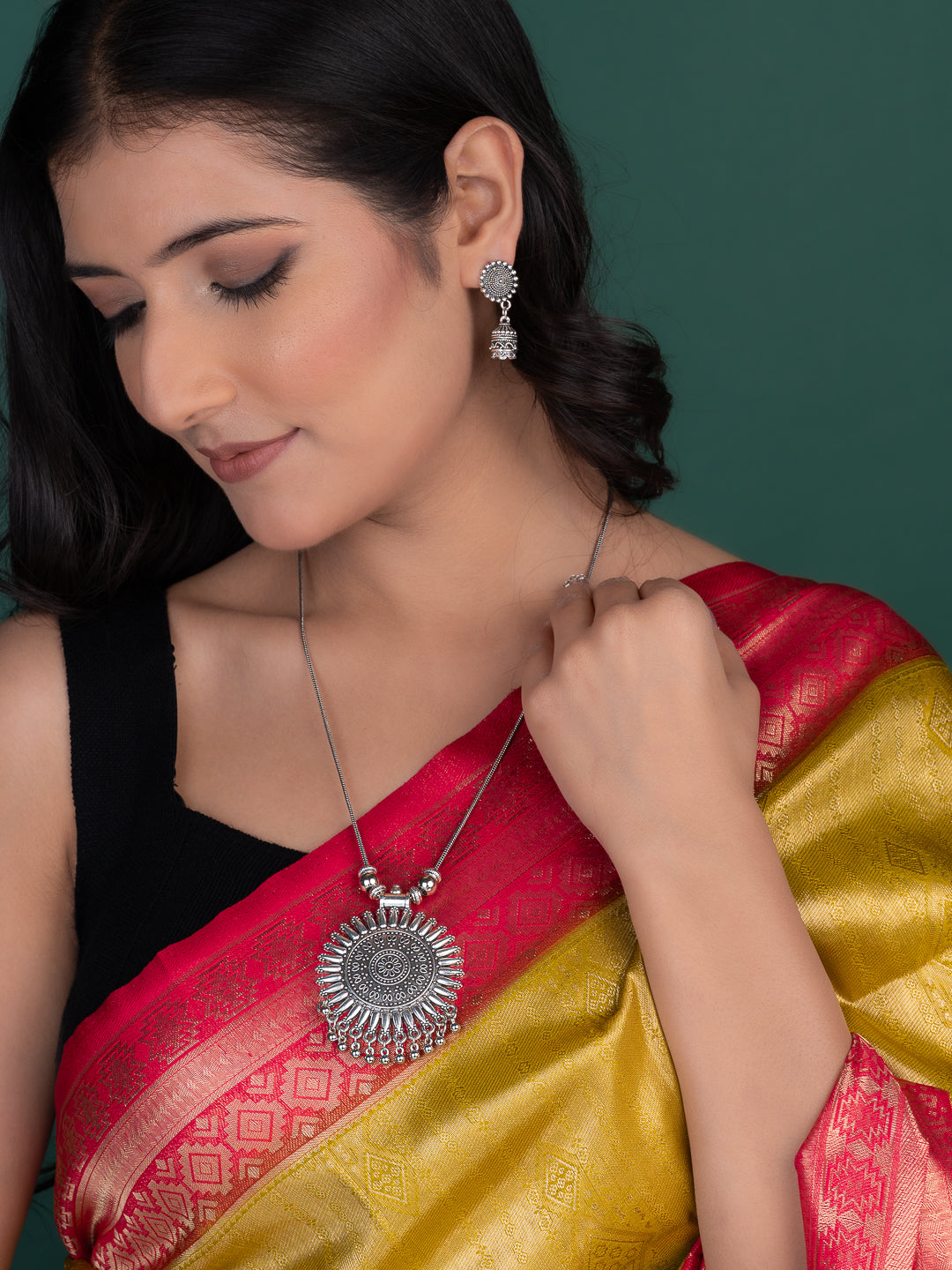 MAURYANA - Oxidised silver pendant necklace set with earrings - one size