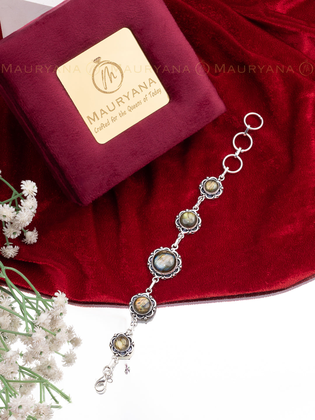 MAURYANA - Blue stone and metal crafted stylish bracelet - adjustable length