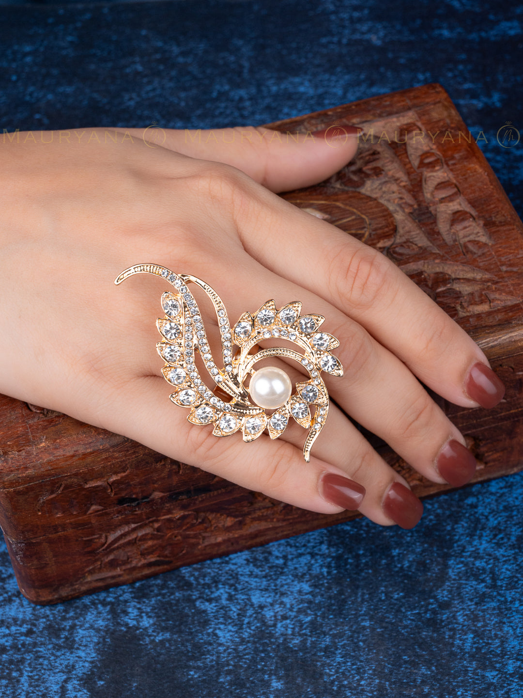 MAURYANA - Embellished with Rhinestones Luxurious Flower Design Ring