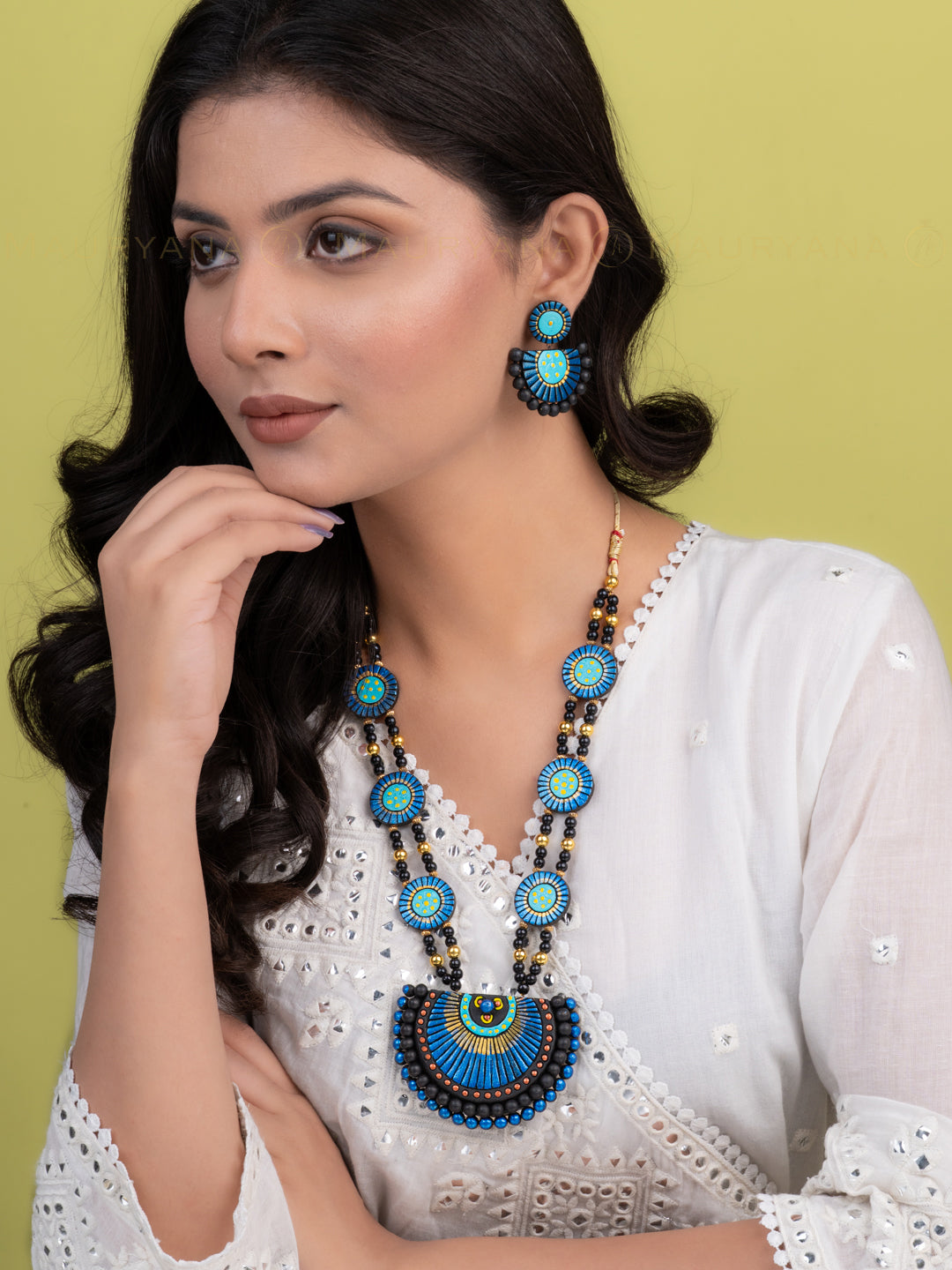 MAURYANA - Terracotta peacock effect necklace set with earrings - adjustable length