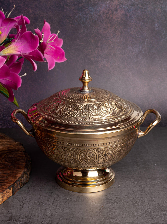 Royal design Brass Storage Bowl with Lid - 8 inches diameter - The Heritage Artifacts